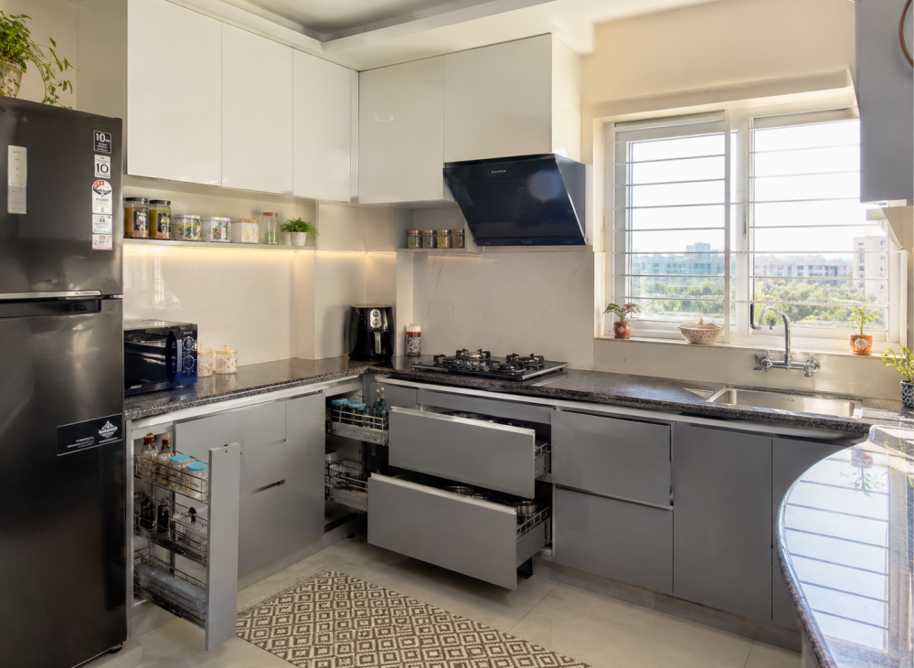 designing, manufacturing, and installing complete modular furniture solutions for homes